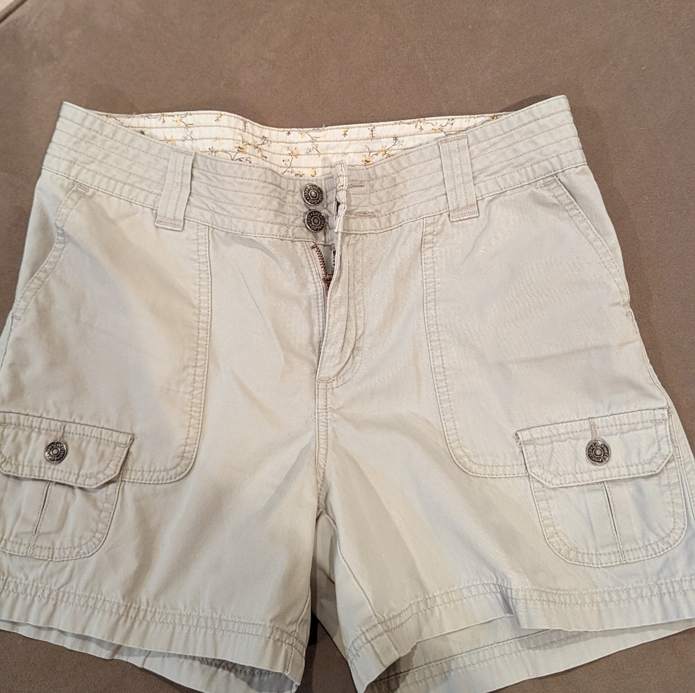 Ladies Lee shorts